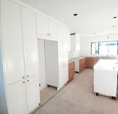 Semihandmade by null