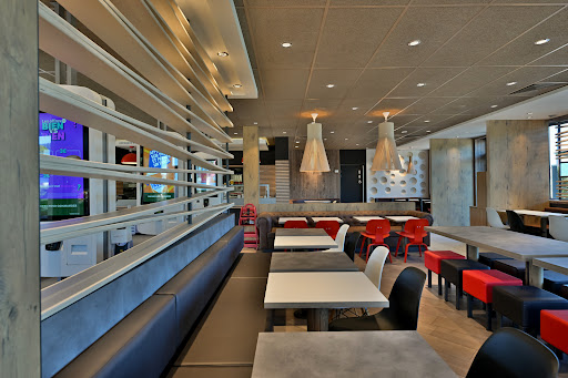 Photo 7 - McDonald's