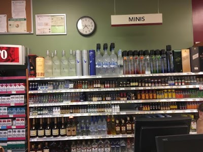 Publix Liquors at Oasis Plaza