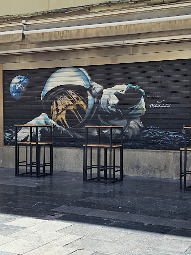 Pub Luna 9 - Visual
