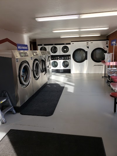 Fashion Cleaners & Laundromat