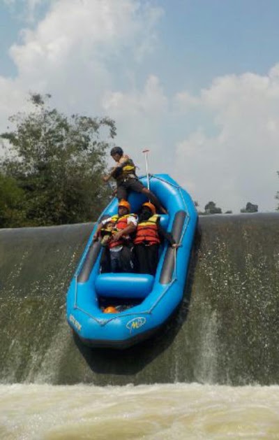 Photos of Batok Rafting Start And Resto