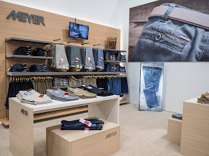 Photo n°3 de Vêtements Allioux à Baud (Magasin de vêtements pour hommes)