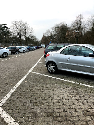 P&R Parkplatz Aumühle Bahnhof - Thumbnail