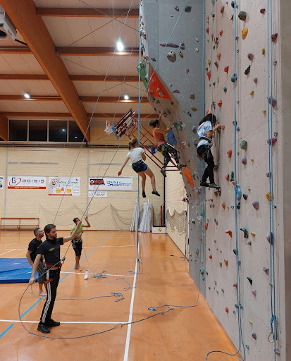 Ciseragni Climb & Slack