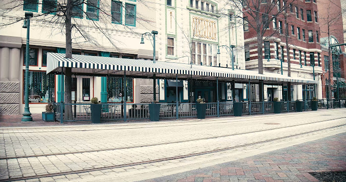 The Majestic Grille by null