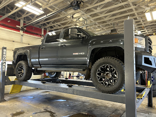 First Auto Garage - Visual
