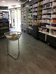 Photo n°9 de PHARMACIE DES POTIERS à Noyal-Châtillon-sur-Seiche (Pharmacie)