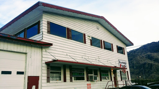 Chelan Falls Store - Visual