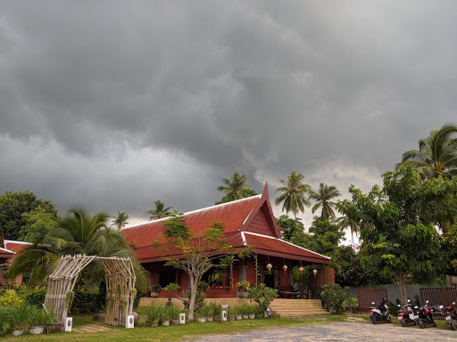 Peace Tropical Spa