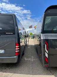 Photo n°23 de Infinity Luxe Chauffeur à Paris (Agence de voyages)