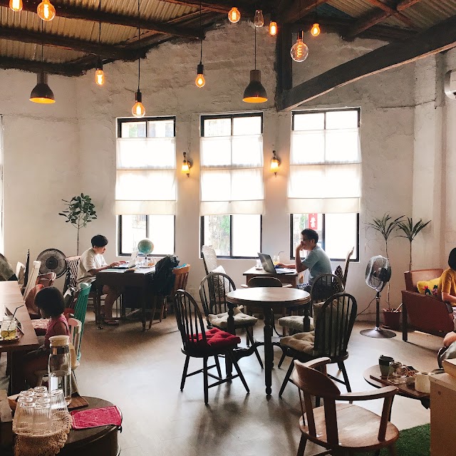 Triangle Garden Cafe