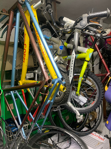 Cowbridge Cycles Center (Simon`s Cycles) - Thumbnail