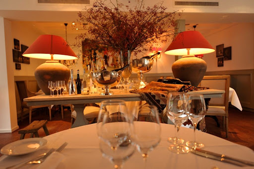 Restaurant First - Visual