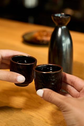 OMAKAI hand roll bar by null