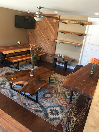 Big Ts Hardwood Outlet - Thumbnail