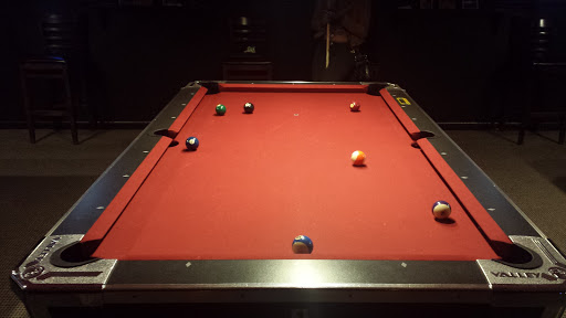 Kosta's - Visual