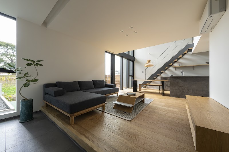 株式会社 リーフホーム 【 伊丹 注文住宅 高性能デザイン住宅 】