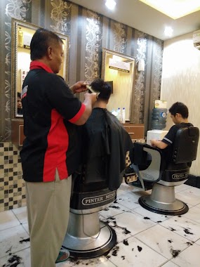 Lanang Barber Shop KALI SEKRETARIS JNE ALBINA NUGRAHA, Author: Andy Bogards