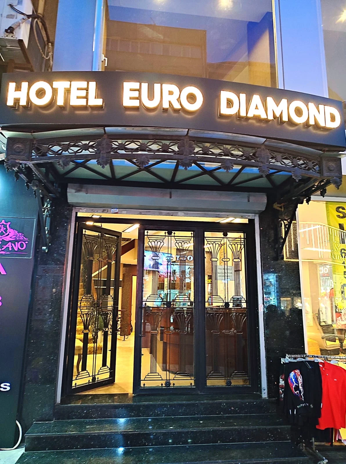Nobel Hotel