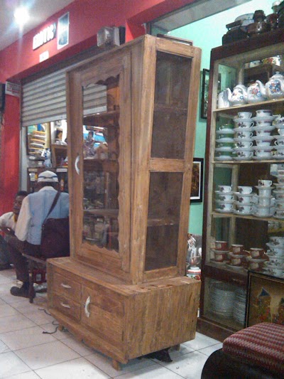 Photos of Market Antiques & Oldies Cikapundung Bandung