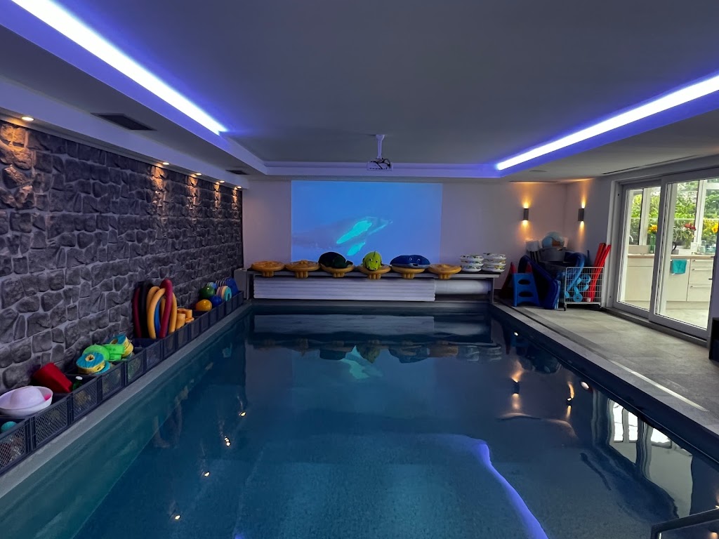 Aquino Babyschwimmen - Schwimmschulen Köln