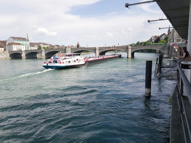 Mittlere Brücke