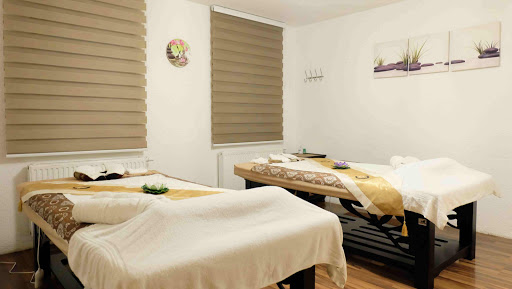 Chana Thai Massage Spa Gallery - Germany