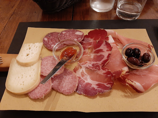 Nova Taberna - Visual