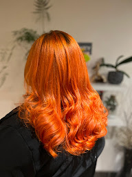 Photo n°9 de MX Coiffure à Martigues (Salon de coiffure)