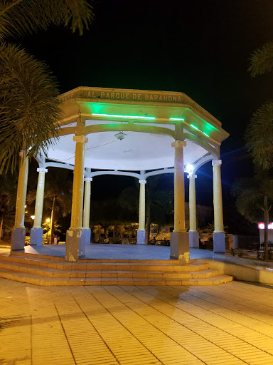 Barahona Central Park - Thumbnail