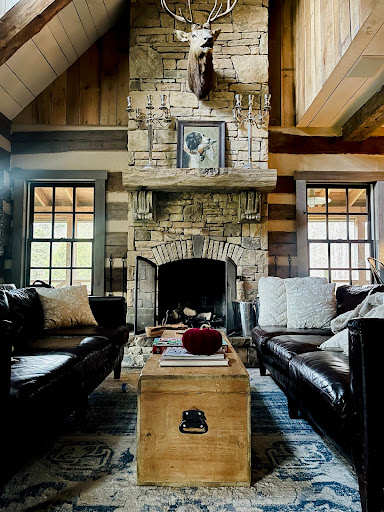 Mountainaire Luxury Cabin - Thumbnail
