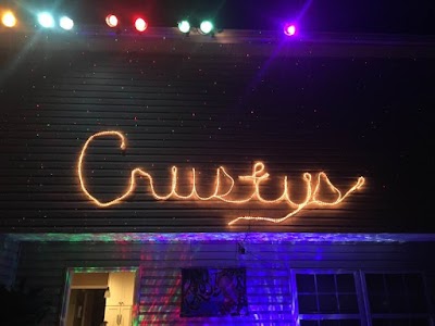 Crusty’s Lounge, Bar and Patio
