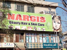 Nargis Beauty Hair & Skin Care lahore