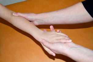 Photo n°3 de Armelle Delaval Ostéopathe D.O / Masseur-kinésithérapeute DE à La Rochelle (Kinésithérapeute)