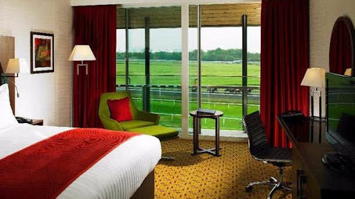 Lingfield Park Marriott Hotel & Country Club
