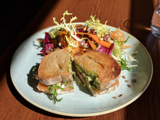 Bistro B - Visual