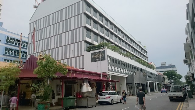 Parc Sovereign Hotel