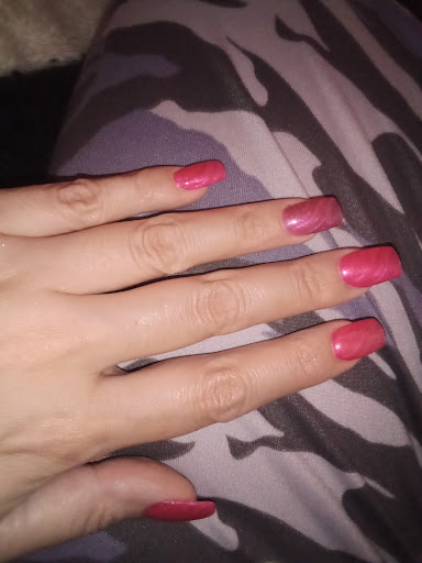 Thy Thy Nails - Visual