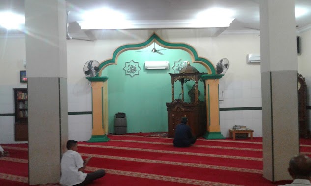 Di Masjid Diinul Qoyyimah, Author: Gilang Ramdani