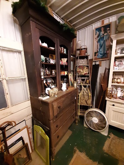 Schultz Antiques