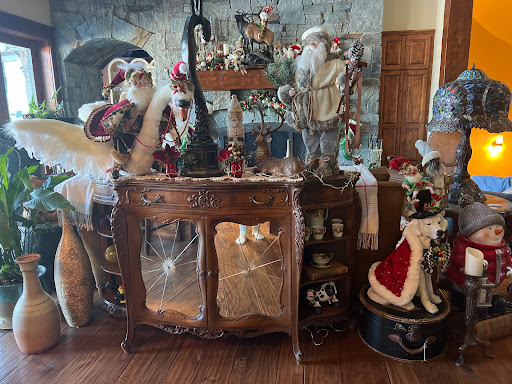 Southside Consignment Center & Antique Store Gallery - United States