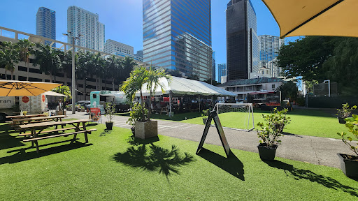 Brickell Park - Visual