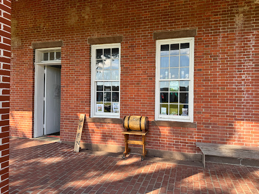 Sutler Store - Visual