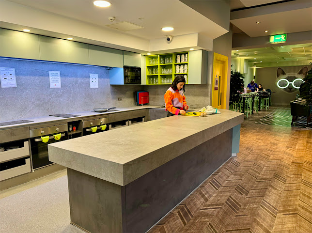 Kinlay Hostel by null