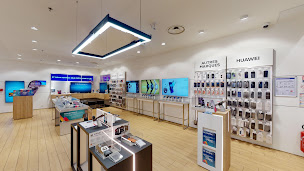 Photo n°13 de Boutique SFR Sarcelles à Sarcelles (Opérateur téléphonique)