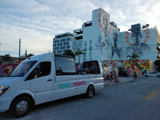 Open Miami Bus Tours - Thumbnail