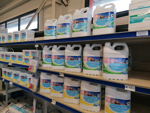 Photo n°4 de Cristal Bleu Piscine à Sénas (Magasin de matériel pour piscines)