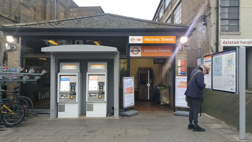 Hackney Downs Station (Stop D) - Visual