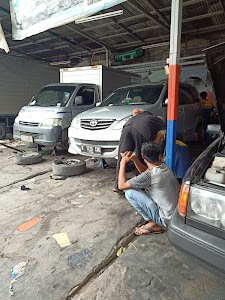 Bengkel Mobil Daya motor